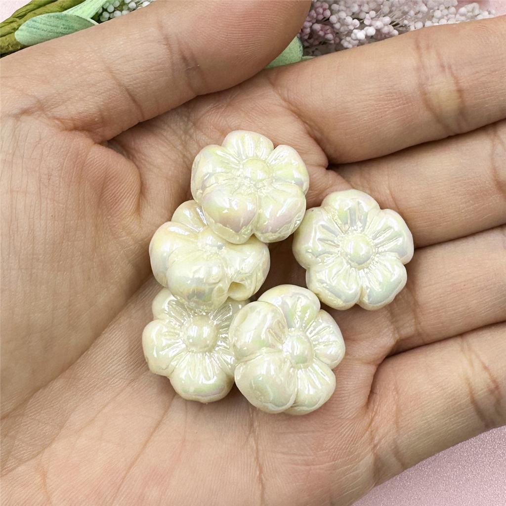 Бисерные материалы Цветение сливы УФ-покрытие DIY Ювелирные аксессуары Рассыпные бусины 5 шт. Ювелирный акрил Для изготовления браслетов, серег Аксессуары