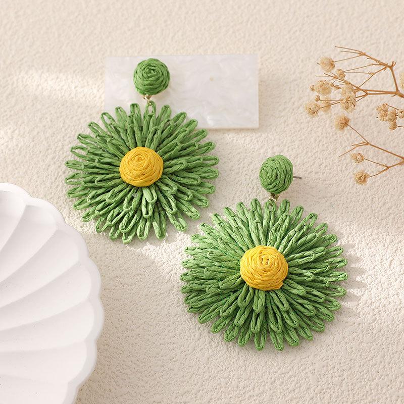 Серьги «Подсолнухи» с ощущением высокого класса, серьги из плетеной рафии ручной работы, модные аксессуары