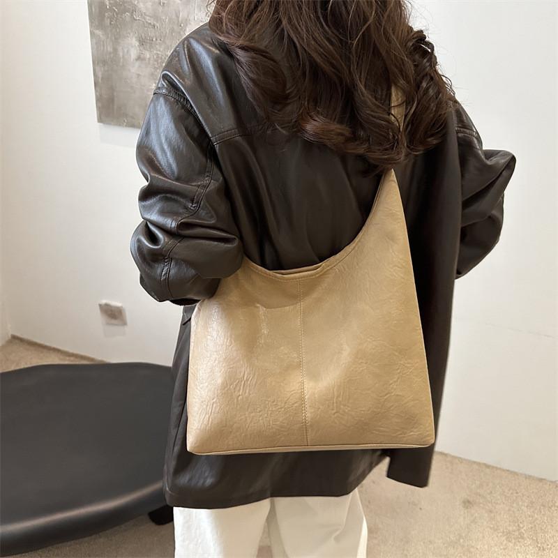 Stylish Korean Version Plain Color Tote Bag Perfect For Autumn With Large Capacity And Fashionable Design