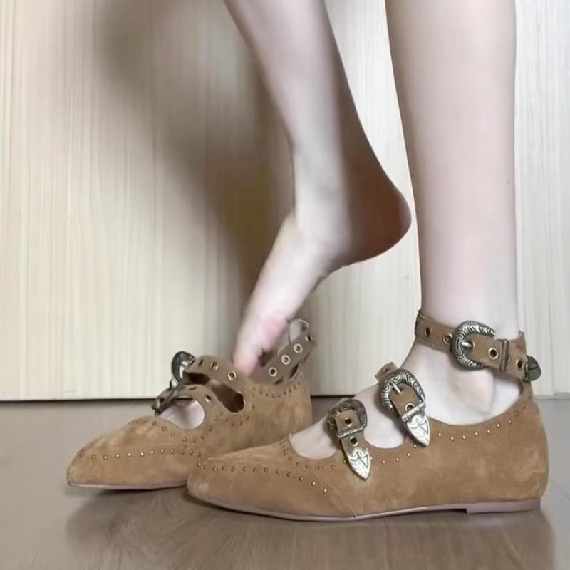 Fashion French Vintage Studded Single Shoes New Belt Buckle Pointed Toe Shallow Mouth Mary Jane Flat Single Shoes