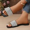 Модные роскошные шлепанцы с ремешком из жемчужных бусин для женщин, летние элегантные сандалии-слайды с квадратным носком на плоском каблуке, модные серебристые блестящие пляжные шлепанцы