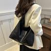 Large-capacity Commuting New Autumn and Winter Popular Solid Color Simple Texture Casual Shoulder Underarm Tote Bag Women