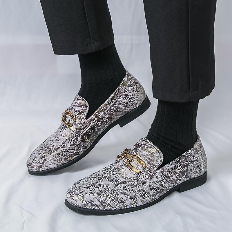 Fashion Fashion Designer Men's Pointed Metal Button Wedding Shoes Male Print Pattern Loafers Formal Dress Footwear Zapatos Hombre