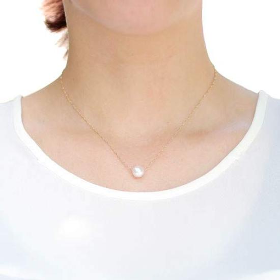 18K Gold Necklace with 8mm Akoya Pearl Pendant