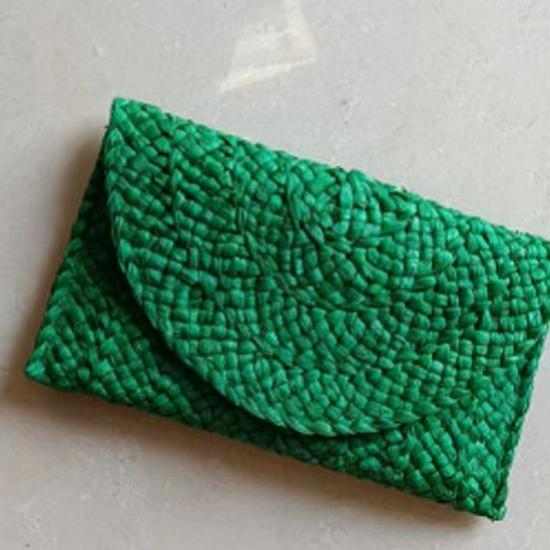 Женский плетеный клатч и кошелек для монет ручной работы из соломы и кукурузных листьев - Повседневная плетеная пляжная сумка