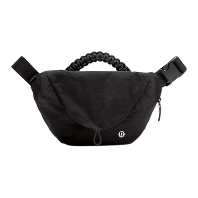 Lululemon Изогнутая сумка-тоут с плечевым ремнем 3L Унисекс Сумки Черная LU9DE6S-0001