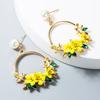 1 пара серег-подвесок, круглые, темпераментные, инкрустированные блестящими стразами, декоративные подарки с искусственным жемчугом, женские, милые серьги-гвоздики с подвеской в виде цветка