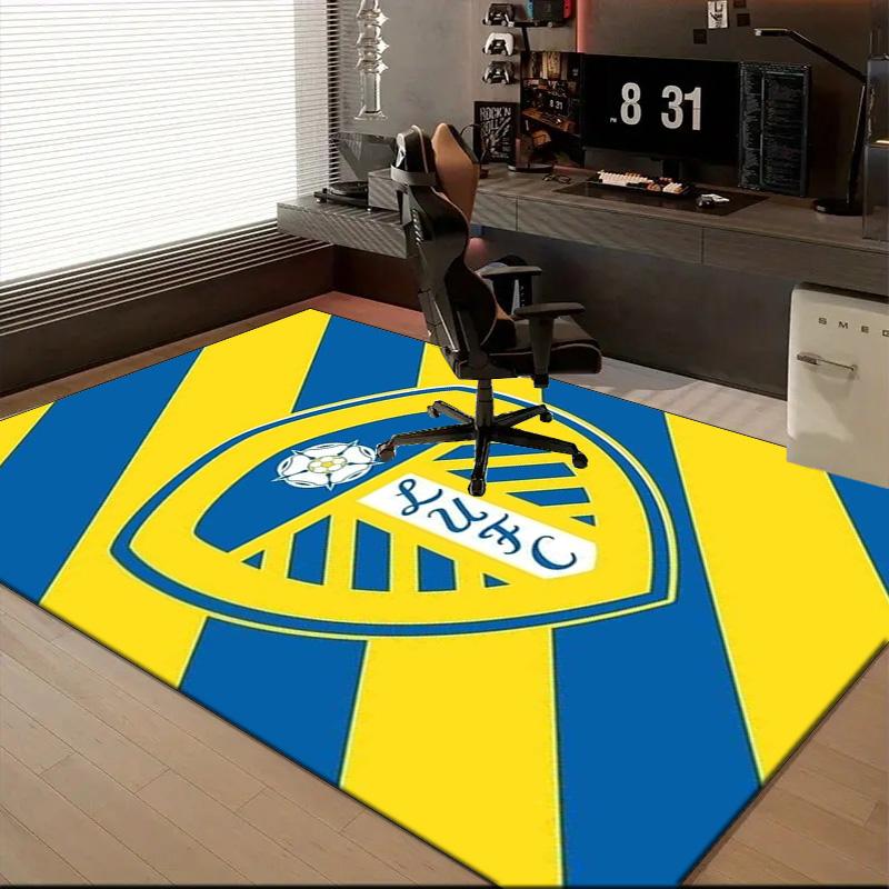 Leeds Crest Design Printed Office Carpet Chair Cushion Entryway Rug, Rugs for Living Room, Bedroom Christmas gifts