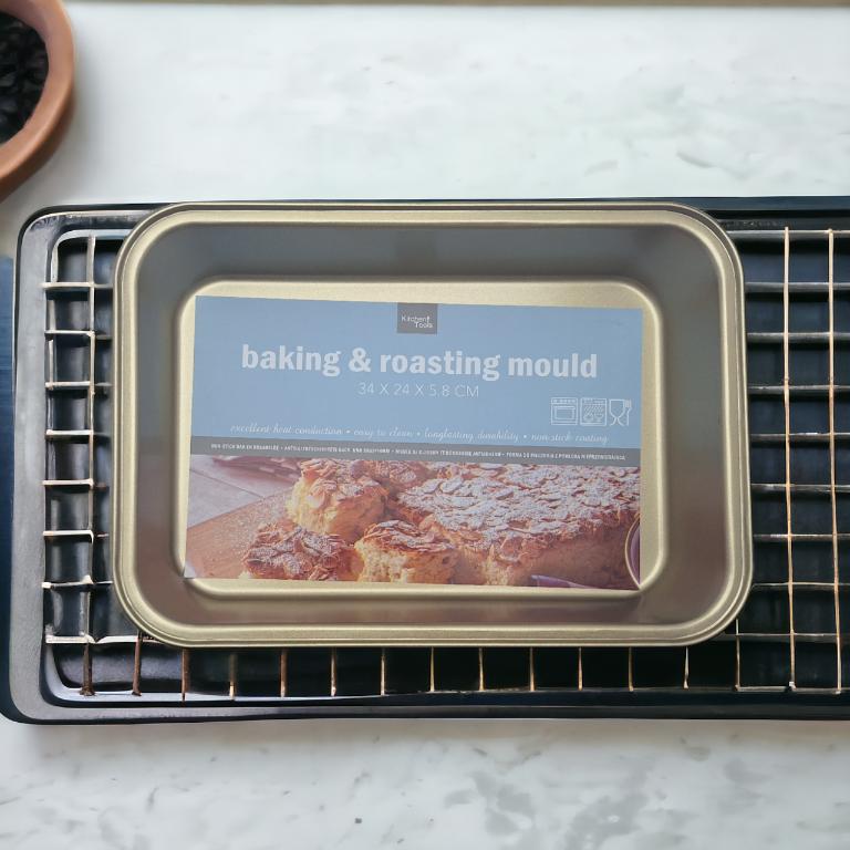 BAKING TRAY RECTANGULAR CAKE TRAY 34x24x5.5 cm GOLD