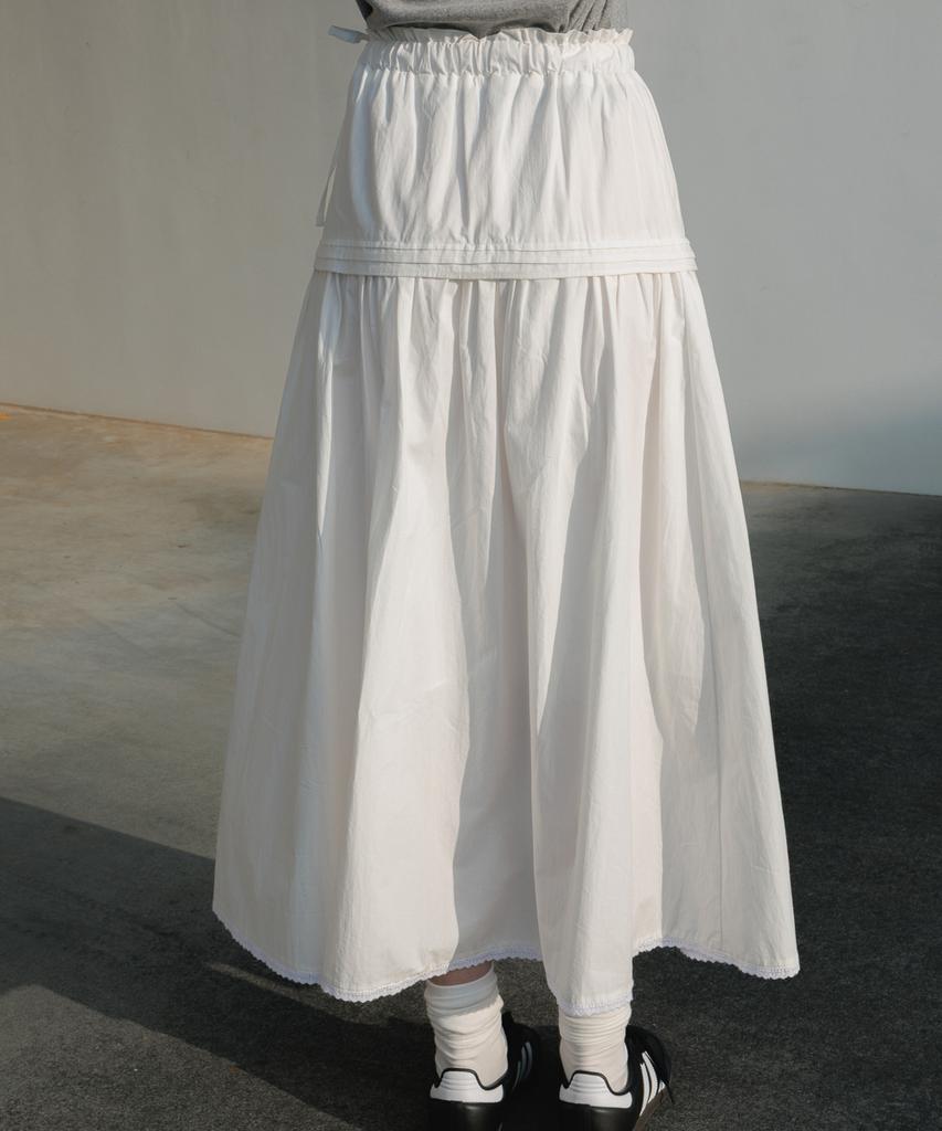 Dehebe Ruffle Long Skirt [Ivory]