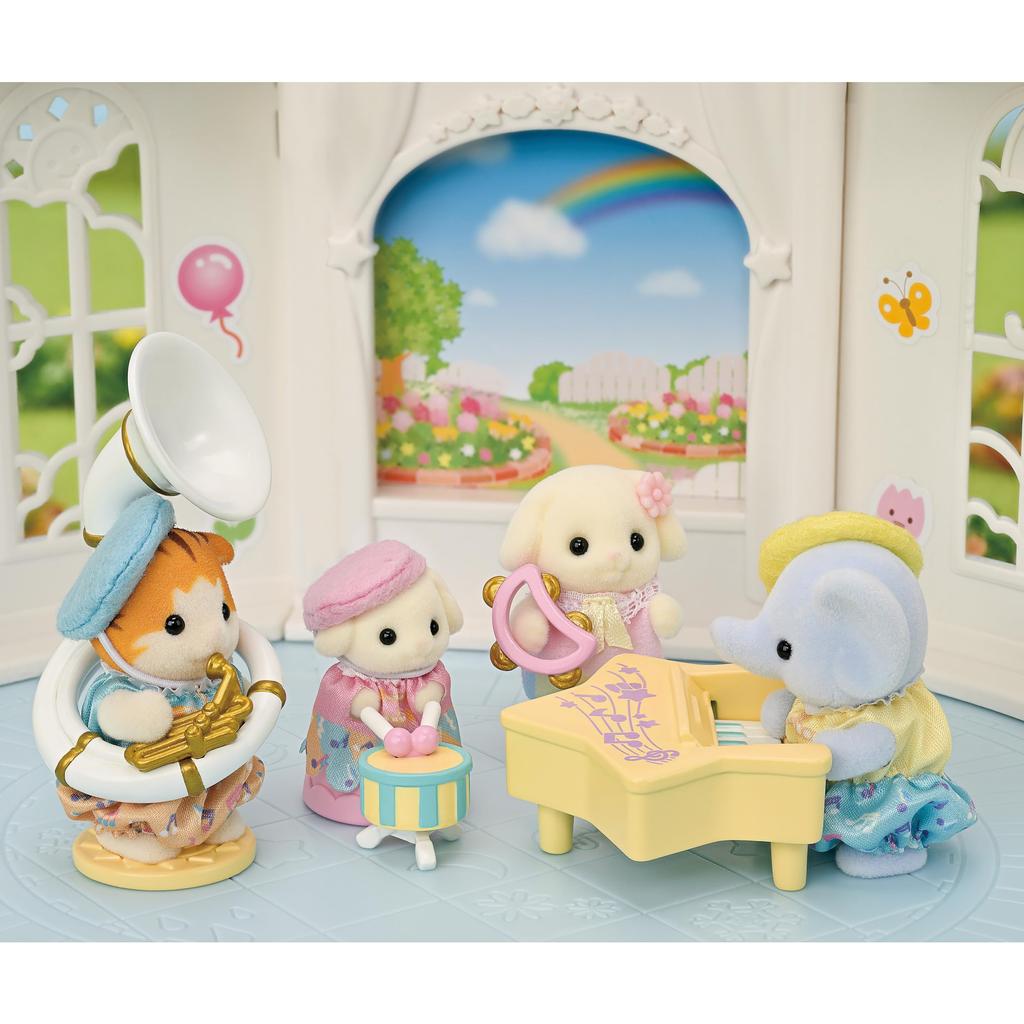 Набор «Утренник в детском саду Sylvanian Families» Музыкальная группа «До-ре-ми» Сертифицировано ST Mark Возраст 3+ Игрушка Кукольный домик Sylvanian Families Epoch [Детский сад - -] S-78 3+ Co.,