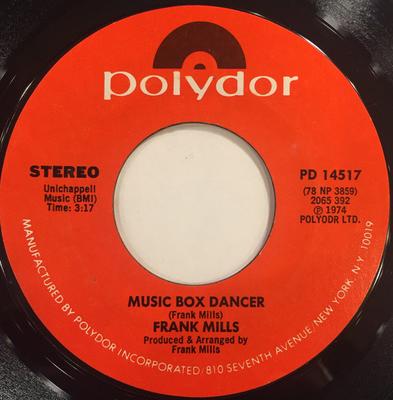 7-дюймовая пластинка FRANK MILLS - Music Box Dancer PD14517 Polydor 1978 США Джаз Б/у
