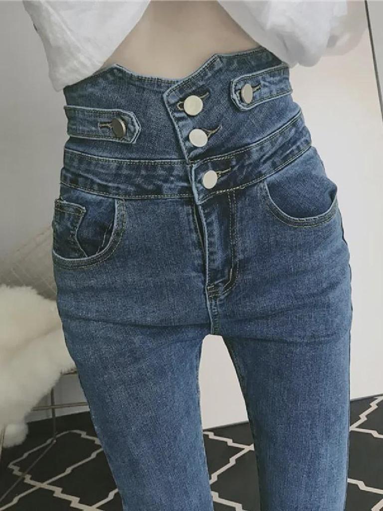 Женские черные узкие джинсы-карандаш с высокой талией и множеством пуговиц