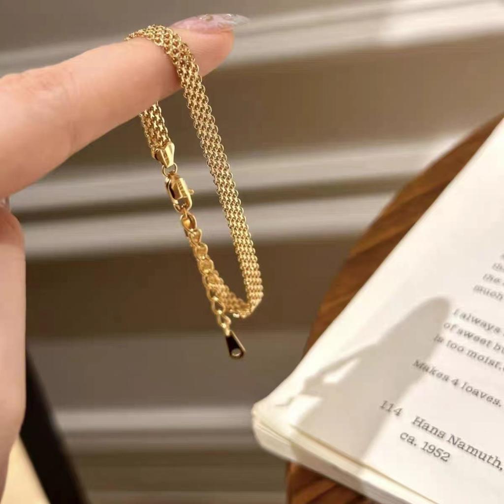 1 PCS Business Sexy Stainless Steel Lace Bracelet Is Suitable for Women's Daily Travel, Parties, and Banquets To Wear Zircon