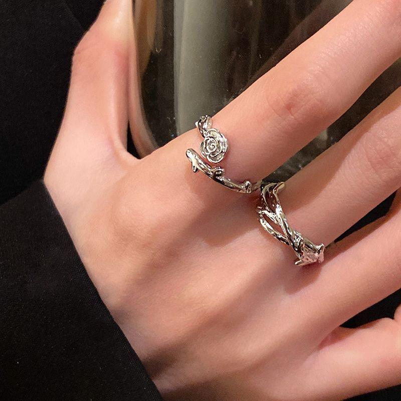Korean Style Open Index Finger Rings - Thorn Rose Vine Design for Couples and Students