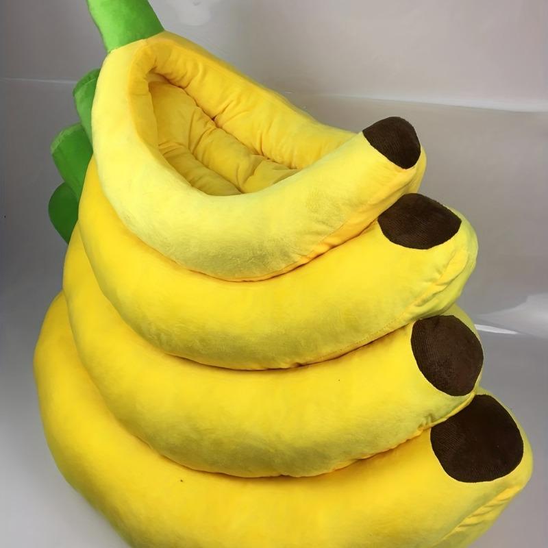 Banana-shaped plush pet bed for small/medium dogs, no assembly, soft & easy to clean