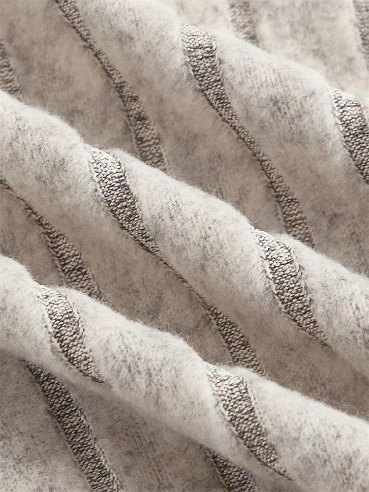 Укороченный топ с длинным рукавом Phumee с воротником-стойкой и рукавами-клеш, рубчатой вязки A1814