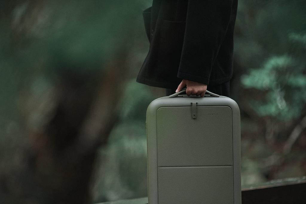 Suitcase Carry Case TSA Lock Zipper Type 33L PC Pocket Moss [Morun] Small+ Carry-on