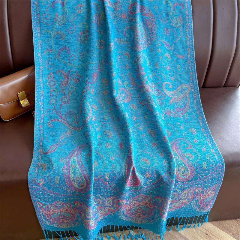 Luxury Embroidery Cashmere Winter Scarves Women Pareo Cape Warm Muslim Modal Hijabs Shawl Chunky Headscarf Ladies Elegant Poncho