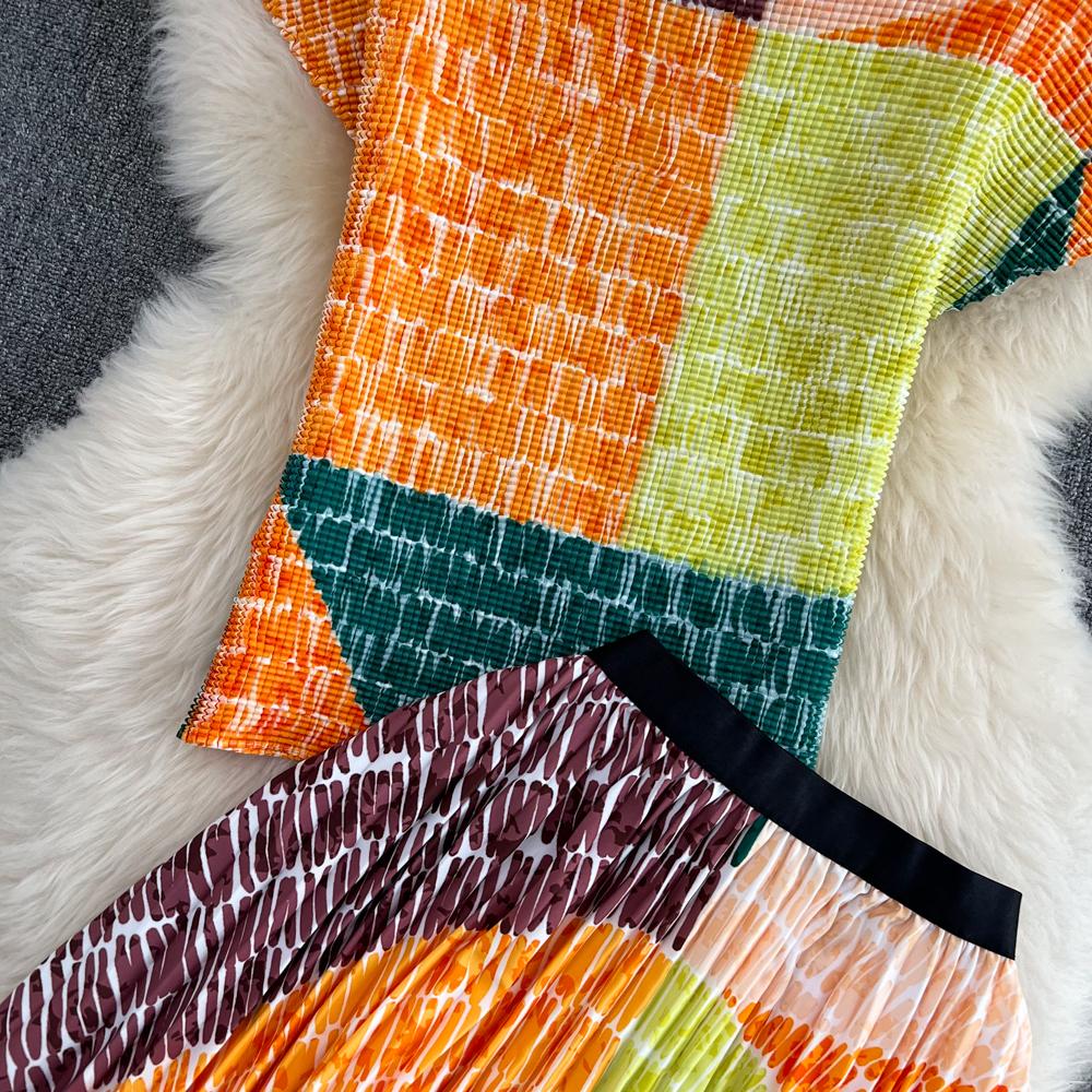 Женский модный комплект с круглым вырезом, тонкий короткий топ из двух частей, плиссированная юбка-трапеция с высокой талией и принтом