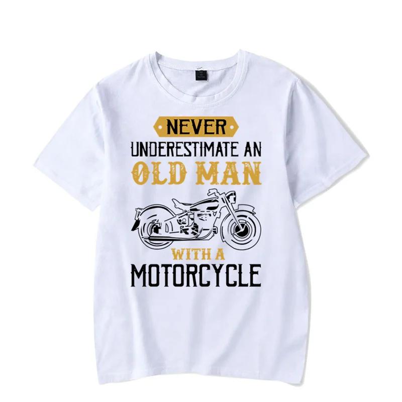 Never Underestimate An Old Man with A Motorcycle Graphic Tshirt Funny Tshirt Fashion Harajuku T-shirt Oversize Men T-shirt