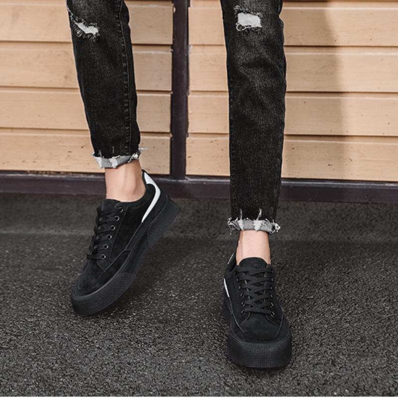 Мужская обувь Лето 2024 Новые кроссовки для скейтбординга Модные универсальные мужские туфли на шнуровке, увеличивающие рост, с мягкой подошвой Мужская спортивная обувь для отдыха