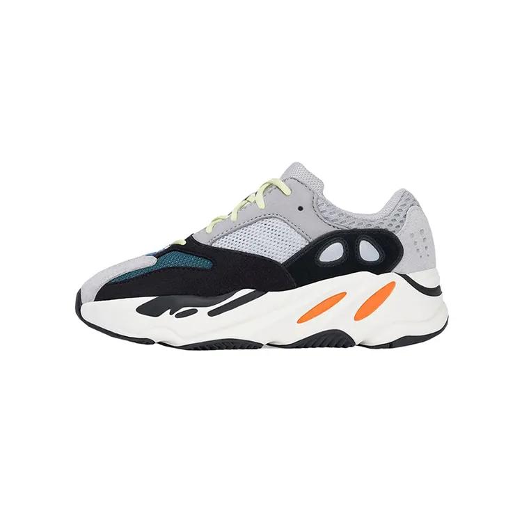 adidas Yeezy Boost 700 Kids 'Wave Runner' (Unisex) Solid Grey / Chalk White / Core Black Kids' Casual Shoes FU9005