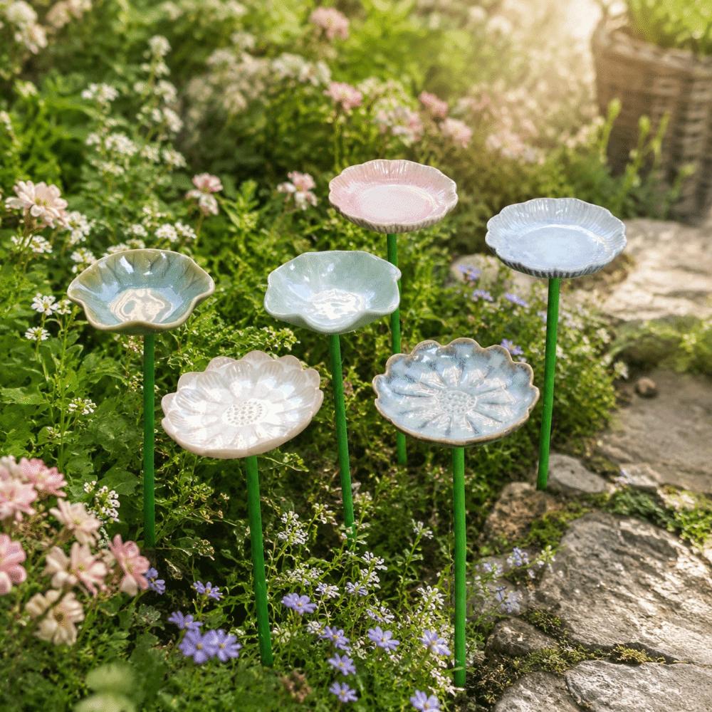 Ceramic Bee Bird Feeder Garden Decoration Insect Water Dispenser Hummingbird Feeder  Water Station