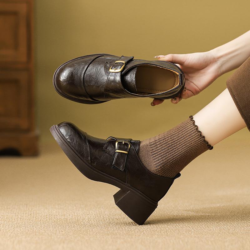 2026 new autumn and winter British style women's belt buckle round head thick heel piled thickened small leather shoes