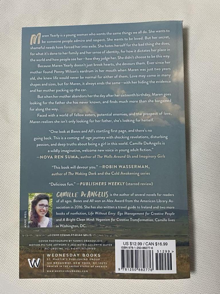 [USED] Bones and All / Bones and All English Books