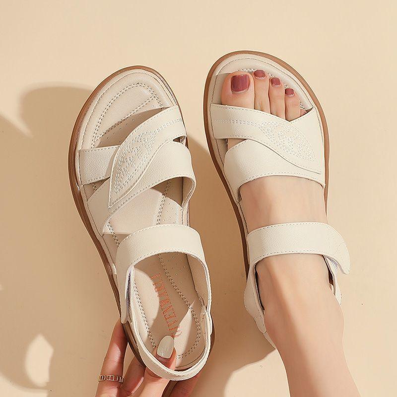 Real Soft Leather Beef Tendon Soft Bottom Summer Flat Bottom Low Heel Comfortable Fashion Versatile Wear Mother Sandals