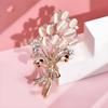 "Dian Chen Hua Brooch: High-end Women's Exquisite Brooch, Elegant Brooch, and High-end Design Accessory.