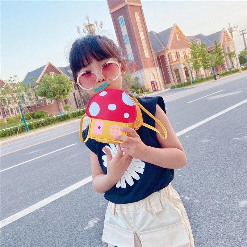 Adorable Mushroom Design Pu Children's Crossbody Bag Fashionable Mini Coin Purse Cute Shoulder Bag For Little Girls