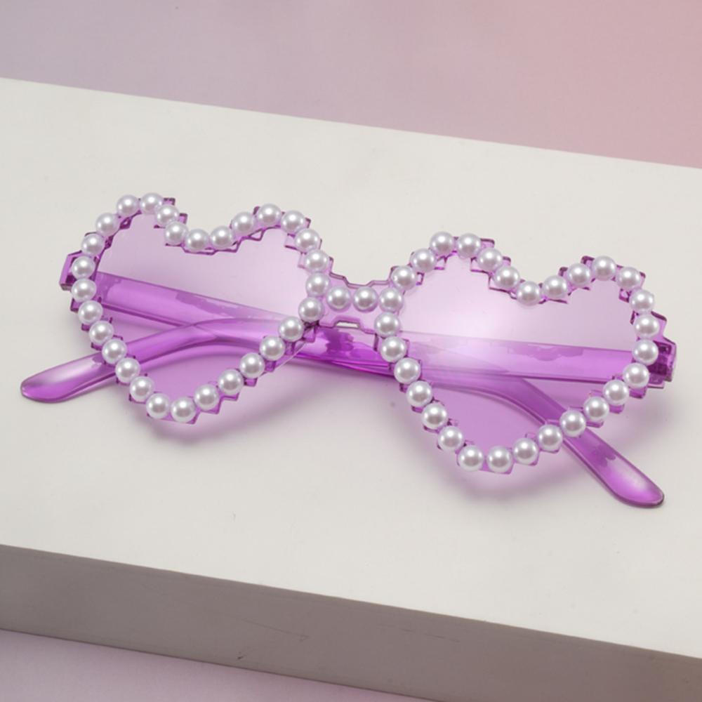 2026 New Heart Pearl Sunglasses Unisex Fashion Party Glasses UV400 Protection Black Frame Fashionable All-Match Style