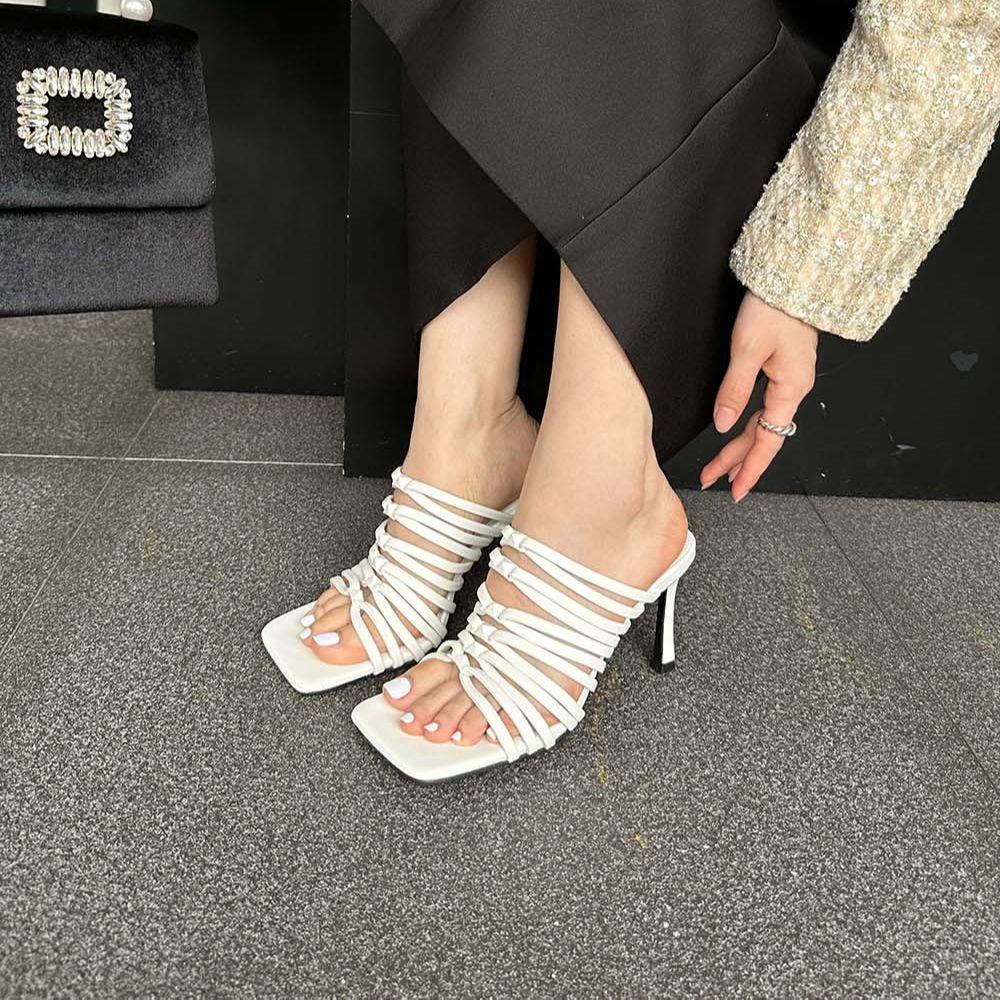 Модные женские тапочки с узкой резинкой 2024 года, новые поступления, модные шлепанцы на тонком высоком каблуке, черные, золотые, серебряные, белые, неглубокие слипоны на мюлях