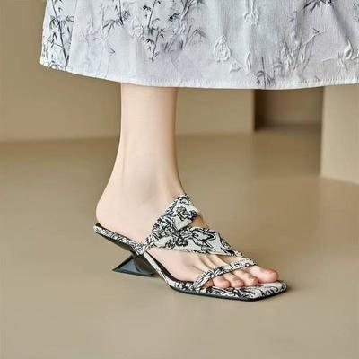 Модные Горячие Продажи Сандалии Женские Ретро Женская Спортивная Обувь 2025 Летняя Мода Платье Сандалии Тапочки Элегантные Сандалии на Высоком Каблуке