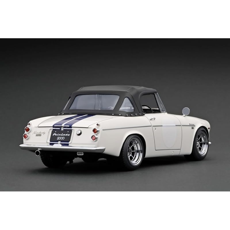 Модель зажигания 1/18 datsun Fairlady 2000 (SR311) Белый/синий Готовый продукт