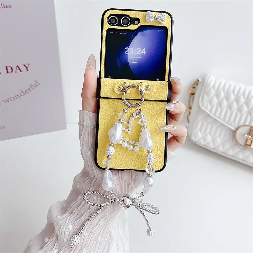 Чехол для телефона с ремешком на запястье из бусин-бантиков для Samsung Galaxy Z Flip 6 5 4 3 Flip5 Flip4 Flip3 5G Жесткий Кожаный Противоударный Защитный Чехол