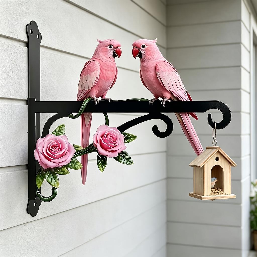 1Pc Metal Pink Wall Outdoor Hanger With Two Parrot Theme Design, Brightly Colored, Rust-Proof And Sun-Resistant, Comes With Mounting Screws, Very