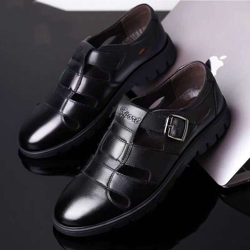 Special Summer Hollow Leather Sandals Men's Casual Breathable Soft-soled Hole Shoes Middle-aged and Elderly Business Dad Shoes