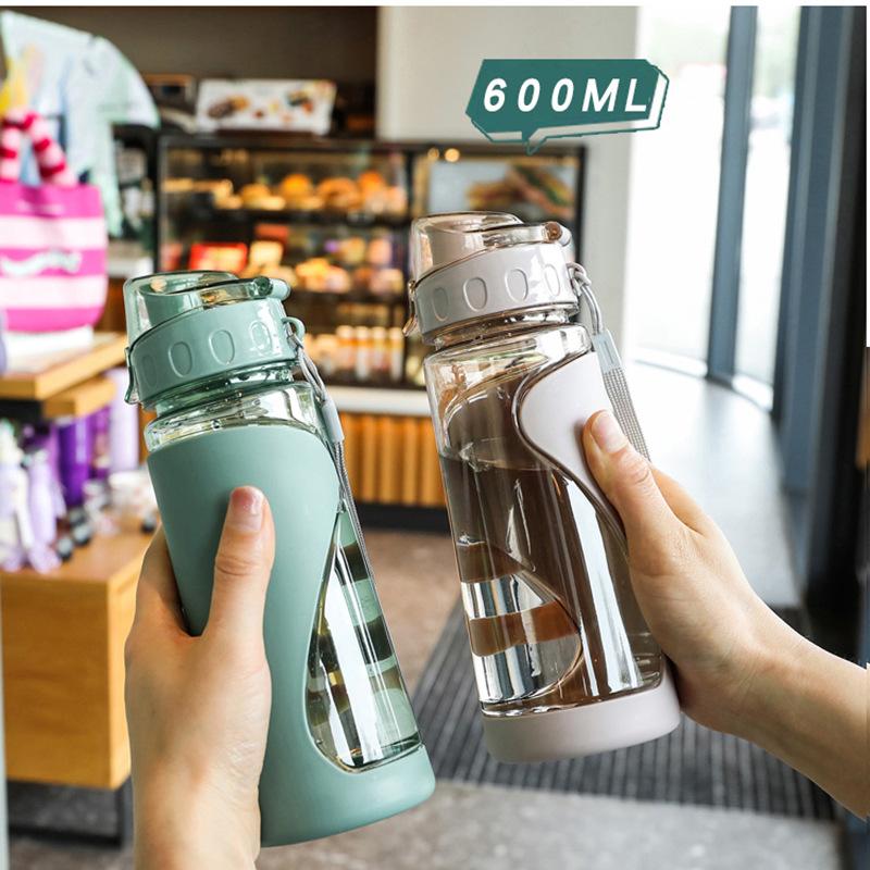Летний портативный пластиковый стакан, мужской и женский ручной студенческий стакан, термостойкий и герметичный стакан для питья, повседневный стакан