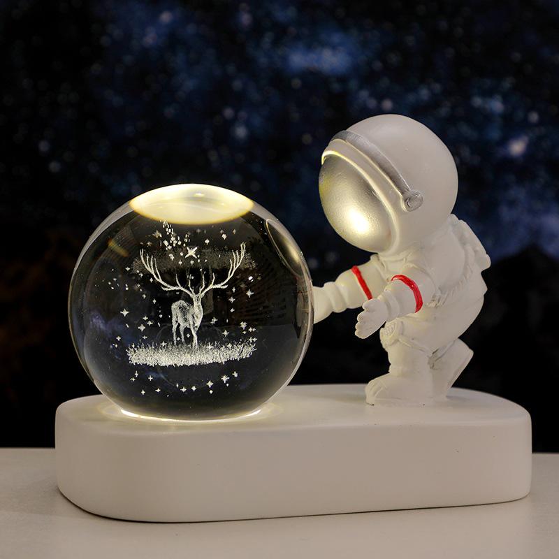 Cross-Border Astronaut Night Light: Starry Sky Crystal Ball with Luminous Base - Perfect Holiday Souvenir and Desktop Ornament.