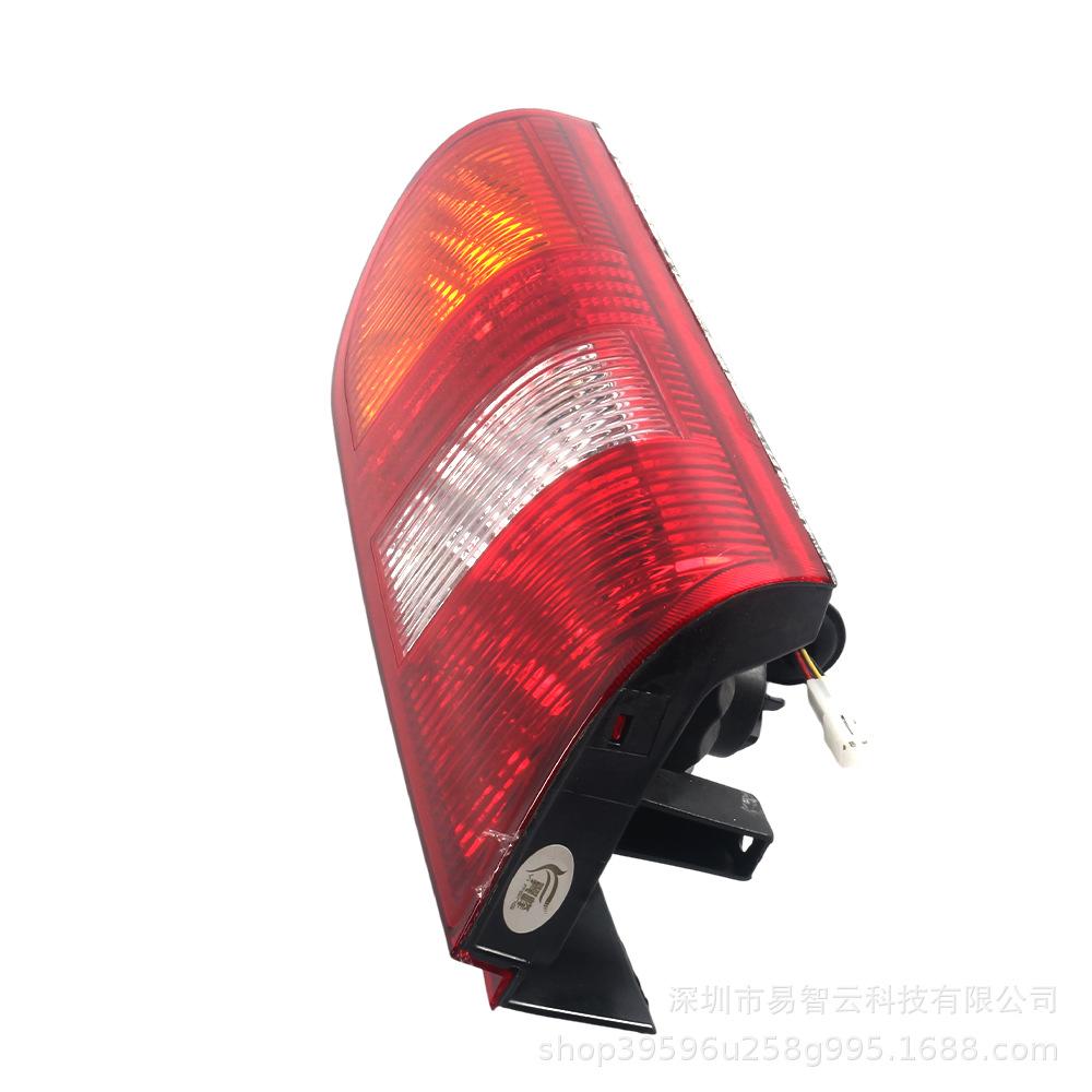 Задний фонарь в сборе Dongfeng Xiaokang K17 для стоп-сигналов
