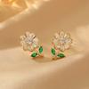 Серьги-цветы, полные циркония, модные свадебные серьги в японском и корейском стиле, серебряные иглы, слегка инкрустированные цирконием, милые серьги-гвоздики.