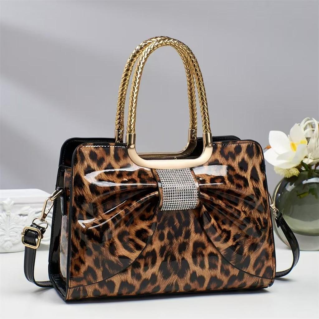 Fashionable Faux Leather Handbag With Chain Strap And Security Lock For Womens Everyday