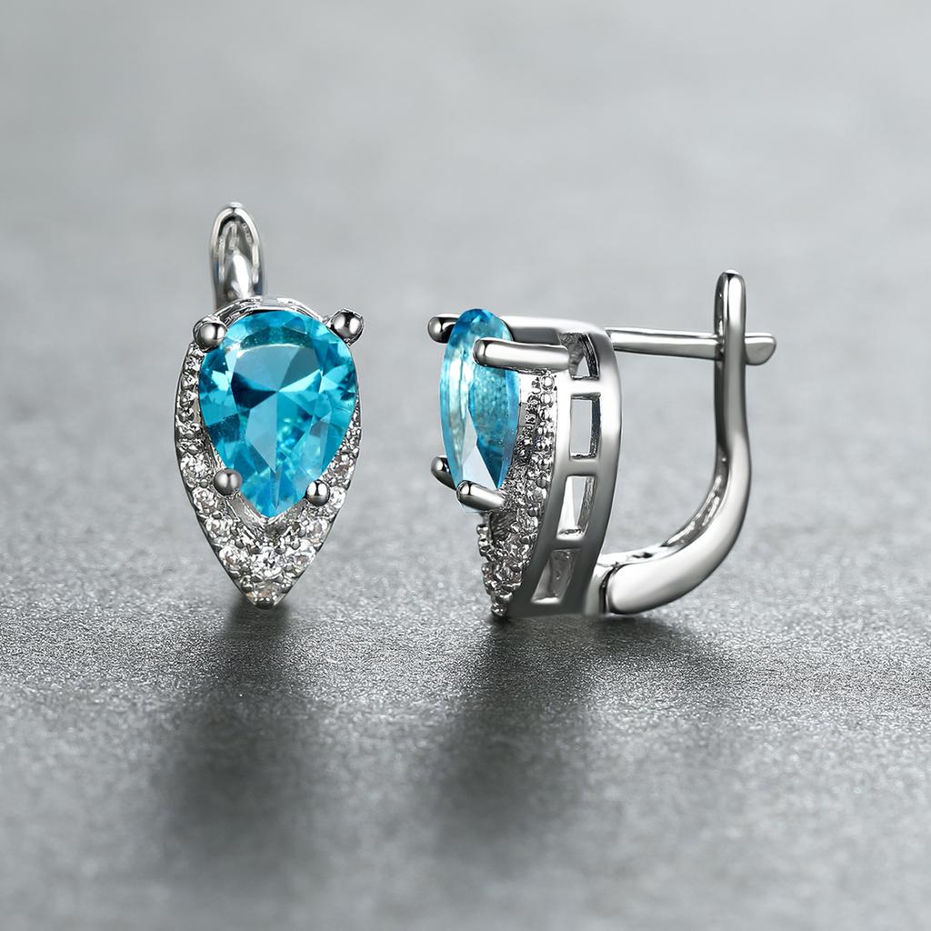 2022 New Geometric Teardrop Cut Green Stone Earrings Temperament Long Drop Trendy Female Earrings