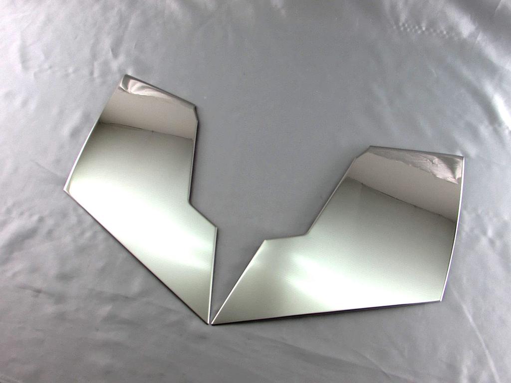 BRIGHTZ Finish Stainless Steel Plated Rear Hatch Side Panels for Roomy Ultra-Mirror (2-Piece Set) M900A/M910A (Pre-facelift) [TRU-MOL-194]