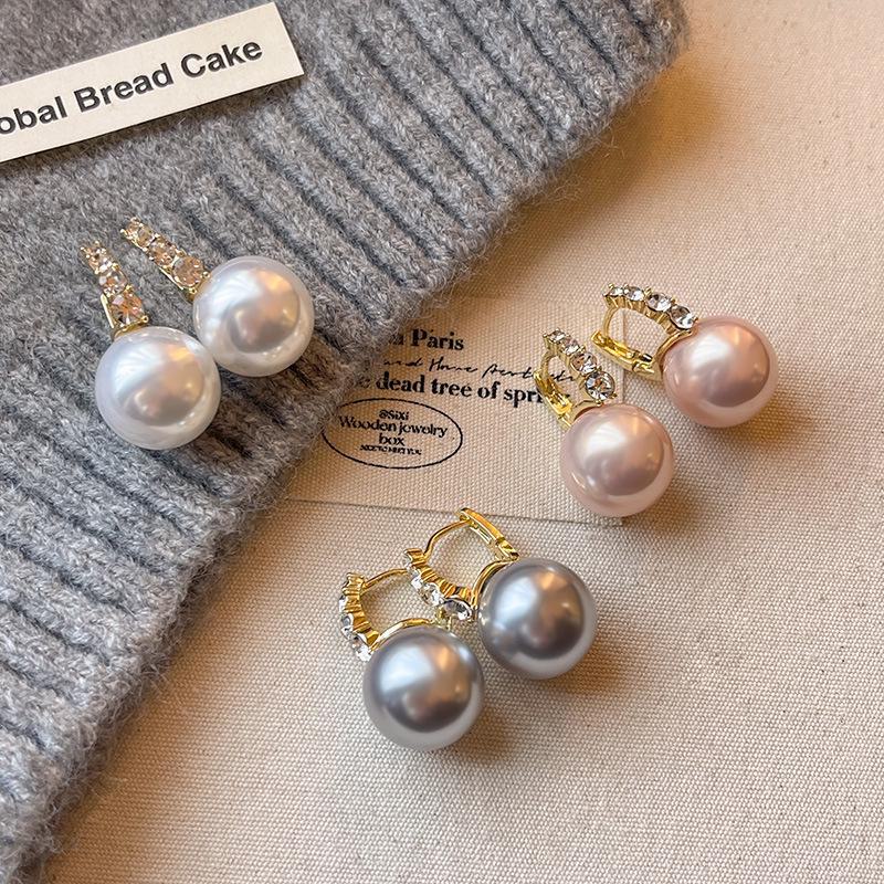 Серьги из французского барочного жемчуга и бриллиантов из серебра 925 пробы для женщин — роскошные, яркие и изысканные гвоздики