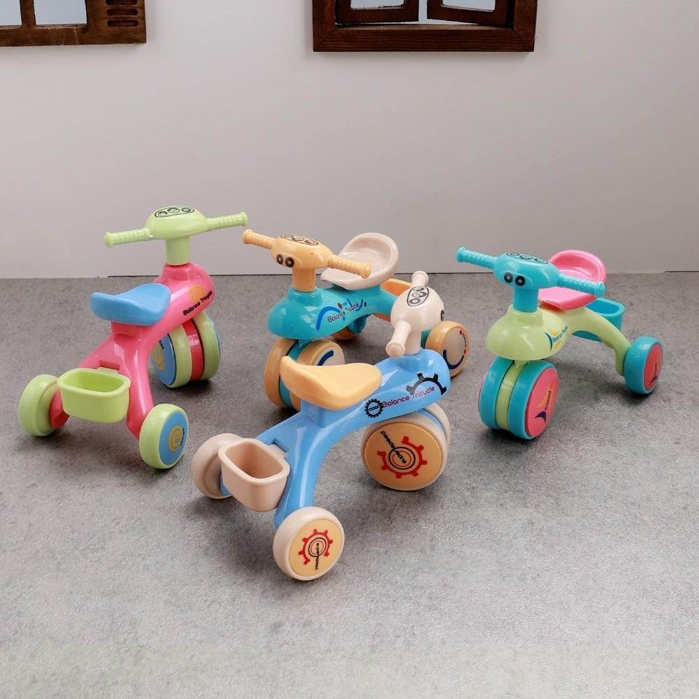 1Pcs Mini Simulation Small Bike Home Scene Ornament Model Toys Cute Dollhouse Tricycle