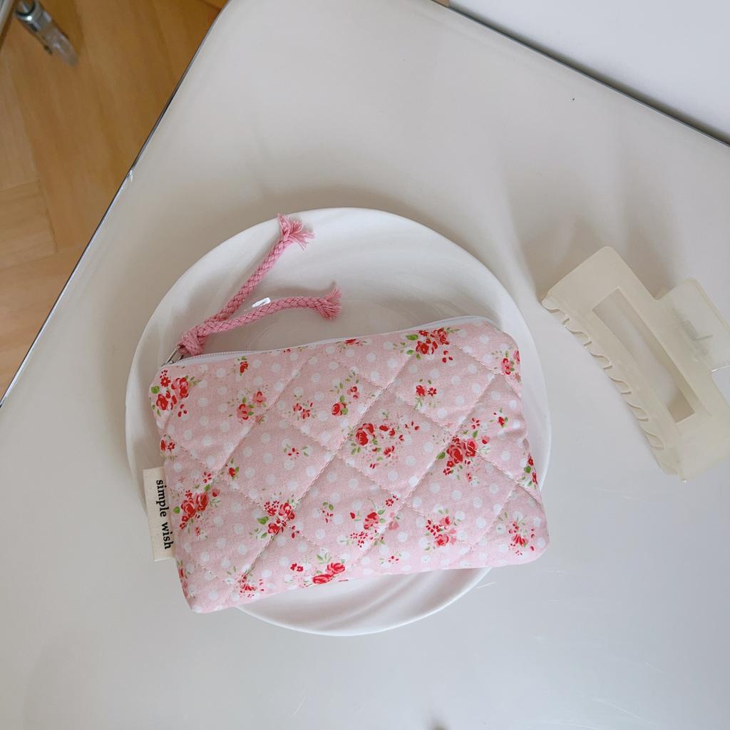 Милый розовый стиль макияж помада чехол для AirPods цветочная стеганая косметичка женская милая мини помада косметичка для периода